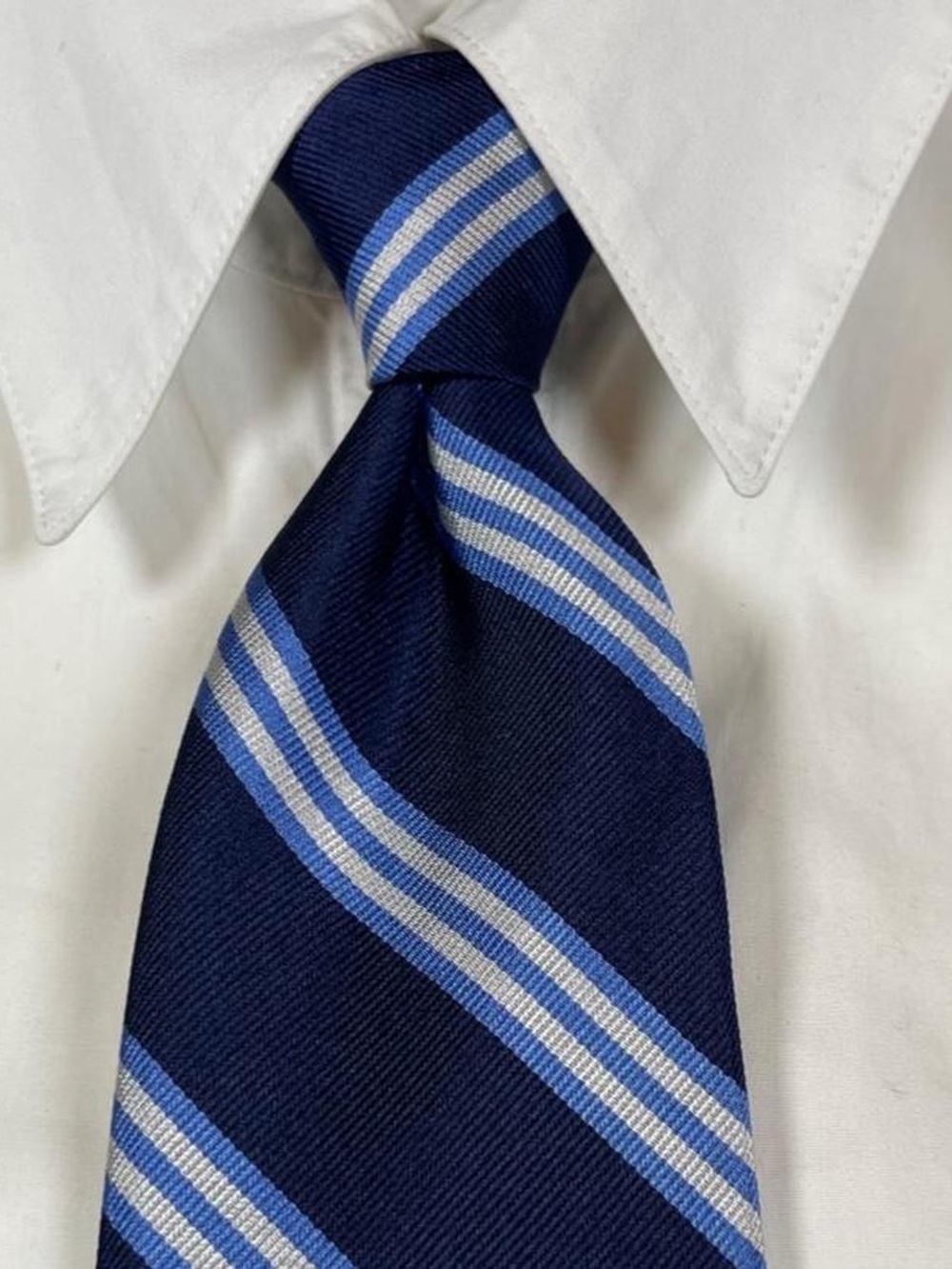 Brooks Brothers English Silk Navy Striped Tie L58" W3.25" Made in USA